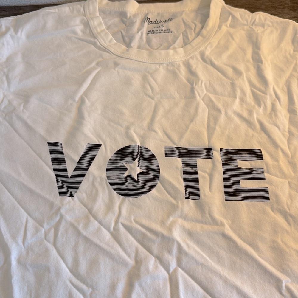 NWT [Madewell] "Vote" Crewneck Allday Graphic Slogan Ivory T-Shirt Women's Small - Picture 5 of 7